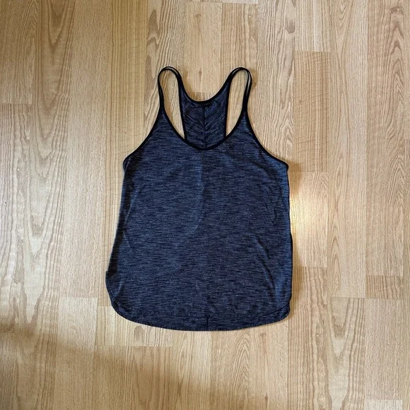 Lululemon - Size 8 - Racerback Tank - Picture 1 of 5